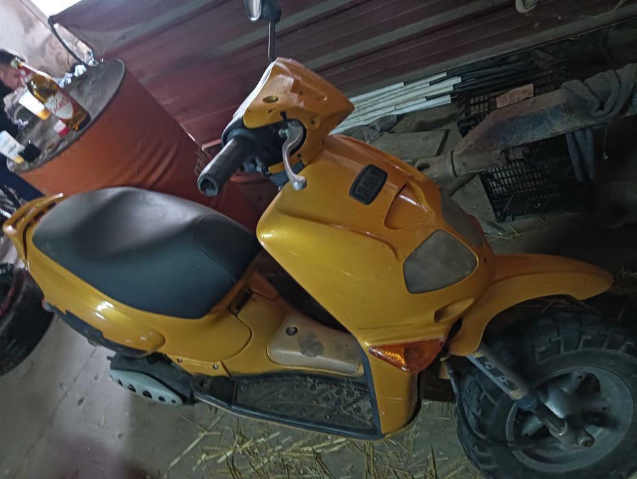 Vendo moto em bom estado