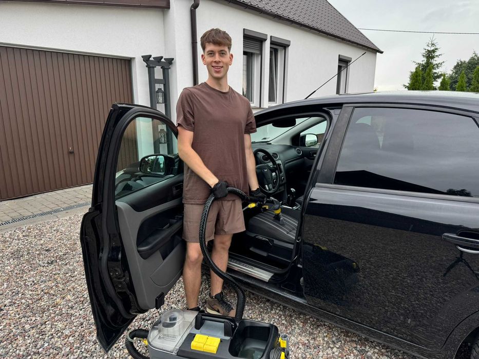 Pranie tapicerki samochodowej, czyszczenie pojazdów ozonowanie Karcher