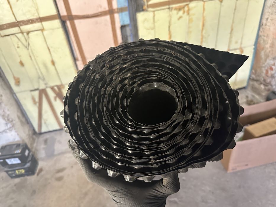 Folia izolacyjna fundamentowa kubelkowa 2m