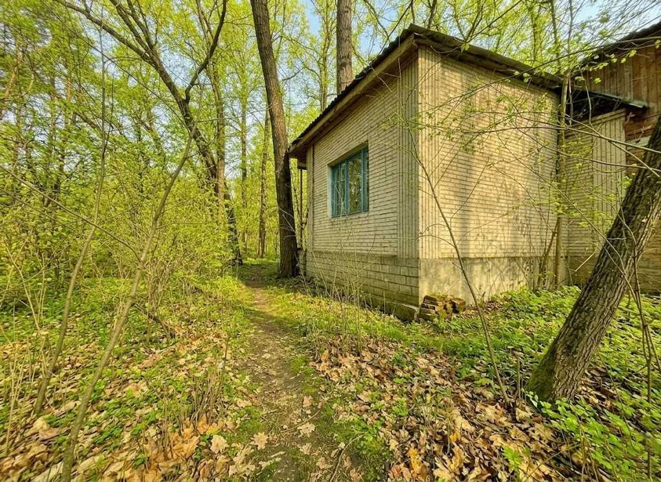 Продаж приміщення 192м². Під ремонт. Поряд озеро. Біля траси. ID:205