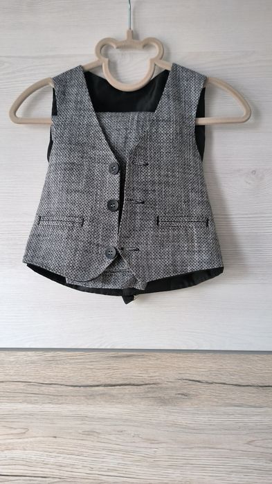 Garnitur dziecięcy 3 częściowy r. 80-86 marynarka kamizelka spodnie