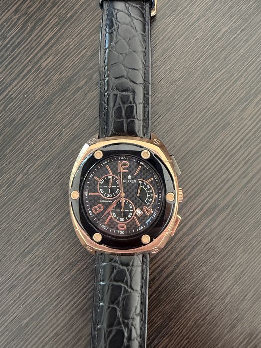Часы Nexxen NE8904CHM