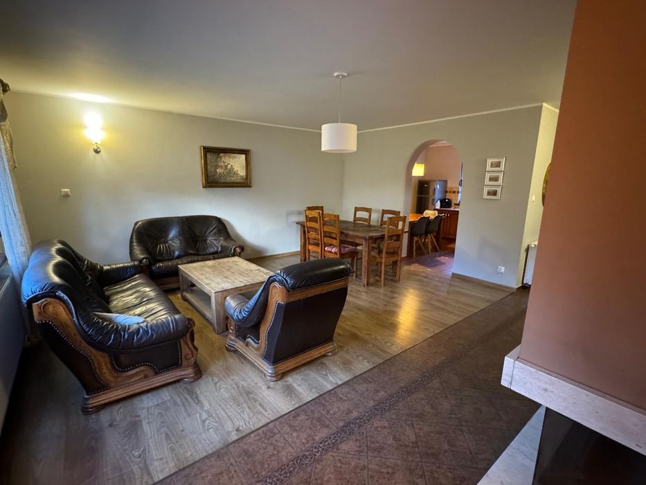 Duży i elegancki dom w miejscowości Jeziorna wynajem do 12 osób