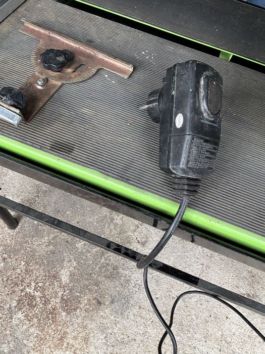 Mesa de cortar ceramica bluid worker