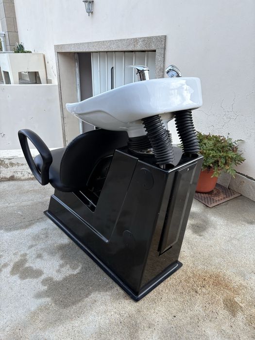 Rampa de Lavagem de Cabeleireiro