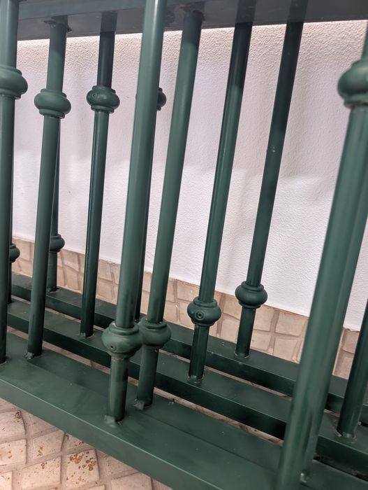 Lote de Vedação Alumínio (24 metros) – Sem Ferrugem – Estilo Clássico