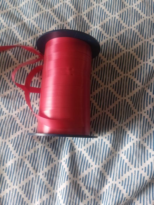 Dois rolos de fita de embrulho - Verde e Vermelho