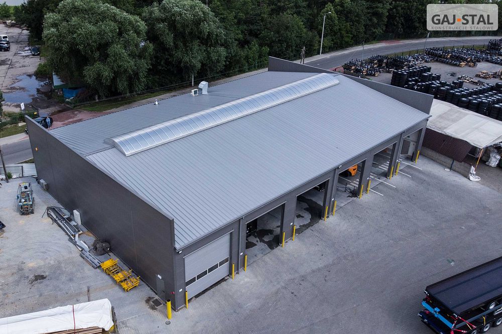 Hala ocieplana 1350 m2 30x45x5