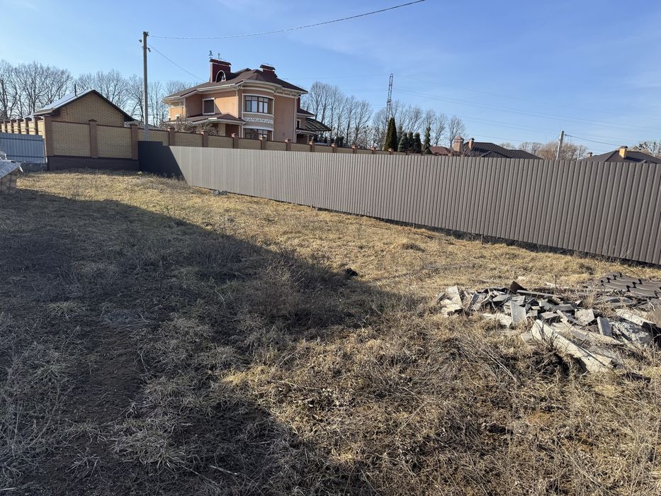 Продам земельну ділянку  біля озера с.Агрономічне