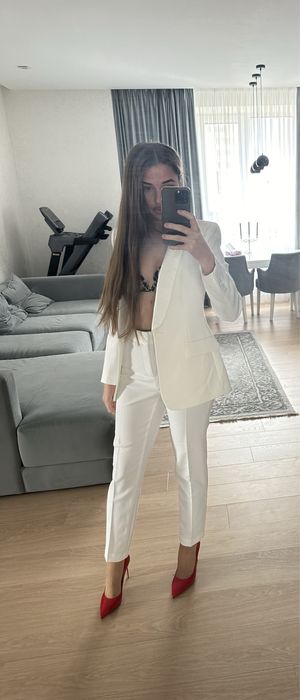 Костюм Zara новый размер Xs