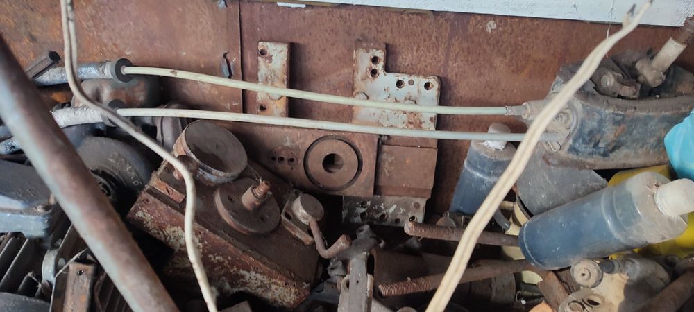 Токарний патрон супорт задня бабка магнітна плита резцедержка удг