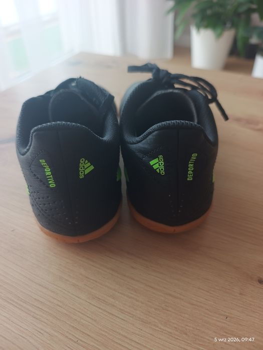 Adidas r. 36 halówki