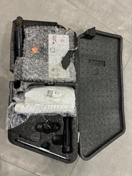 Органайзер Golf 7 (аварійний набір) volkswagen