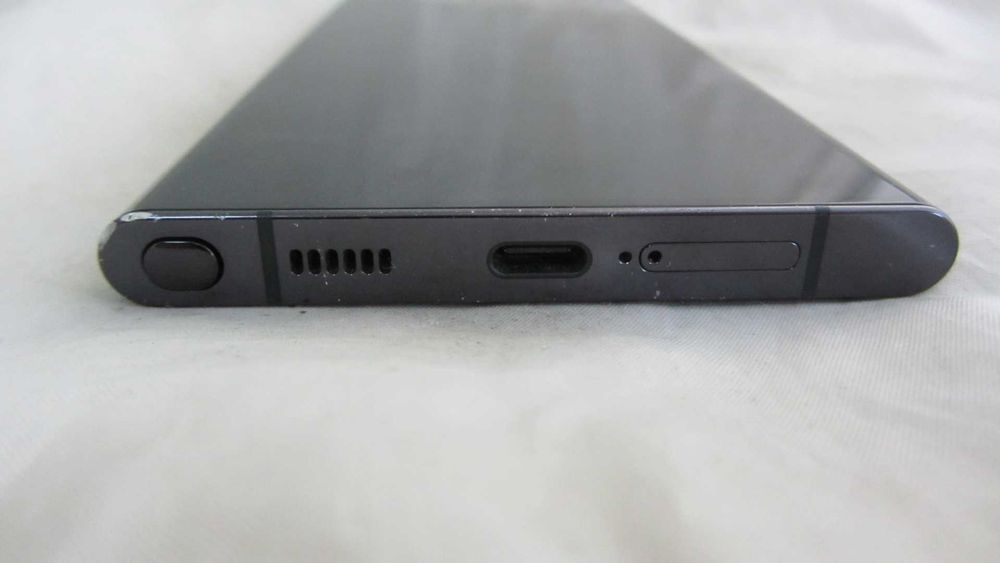 Samsung Galaxy S22 Ultra Phantom Black SM-S908B/DS