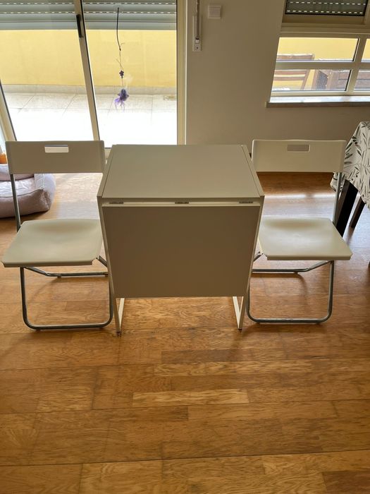 Mesa e Cadeiras Ikea