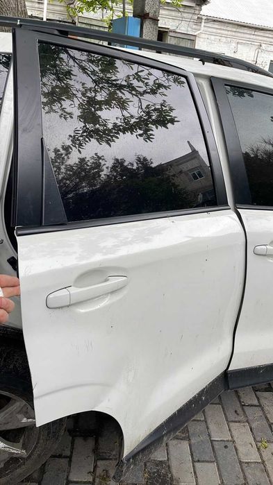 Дверь двері Subaru forester SJ S13 2013 2014 2015 2016 2017 2018