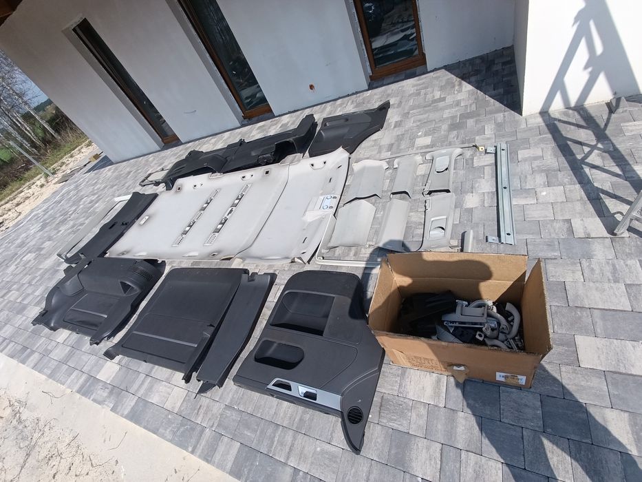 Wnętrze tapicerki multivan VW t5 t5