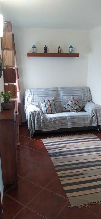 Quartos para Alugar a Alunos da Escola de Hotelaria do Estoril