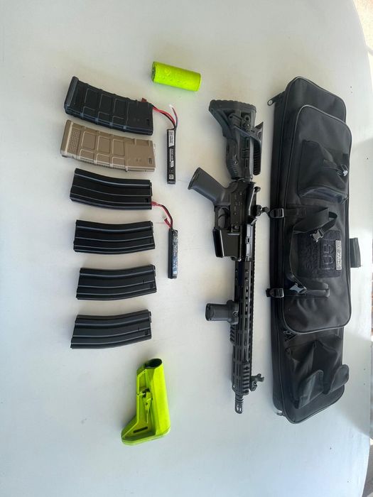 M4 Specna Arms SA-A28 TiTan - airsoft + Colete