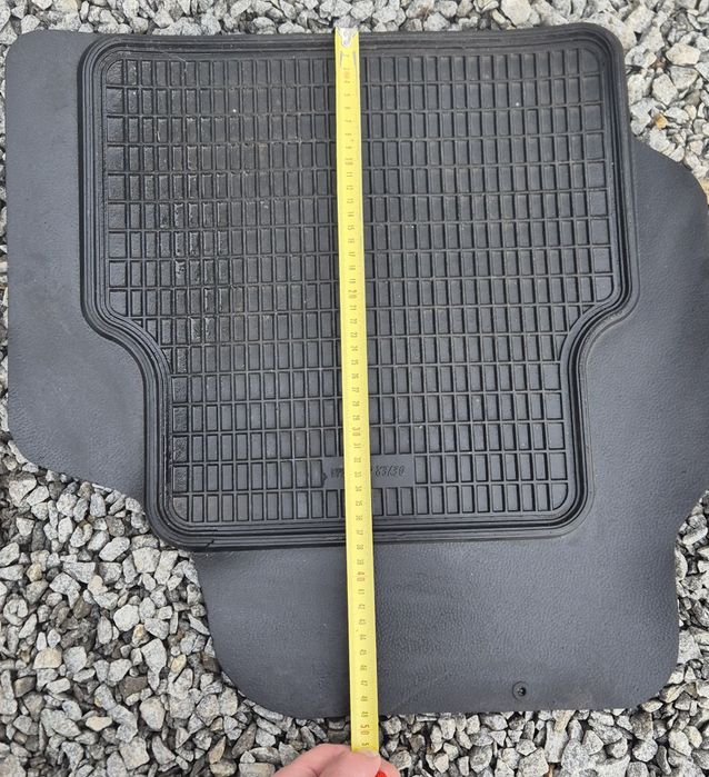 Продам резинові коврики