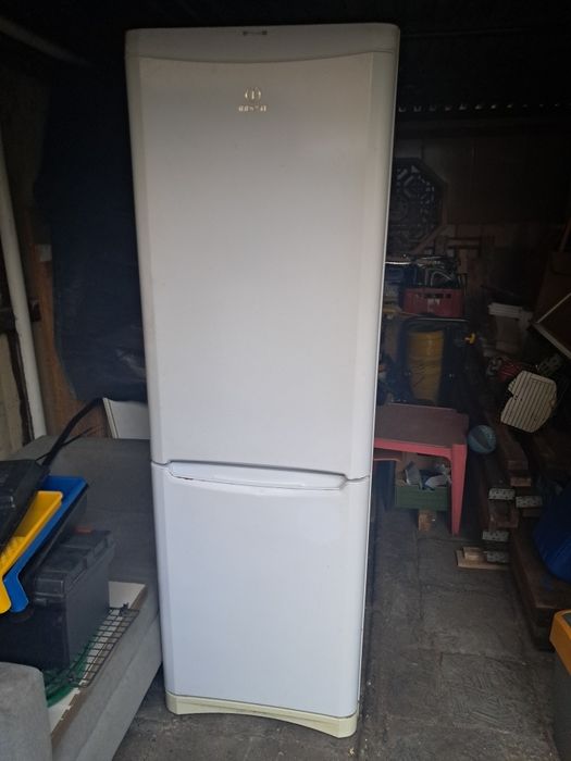 Lodówka indesit sprawna