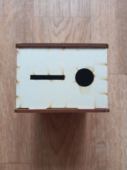 Скарбничка дерев'яна для хлопчика. Нова