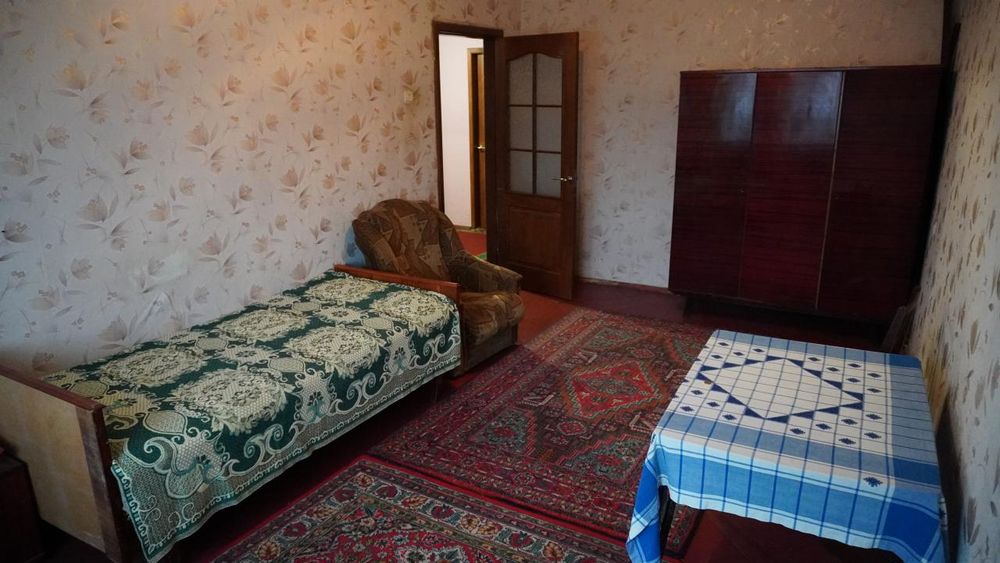 Здам кімнату без хазяйки для дівчини, жінки