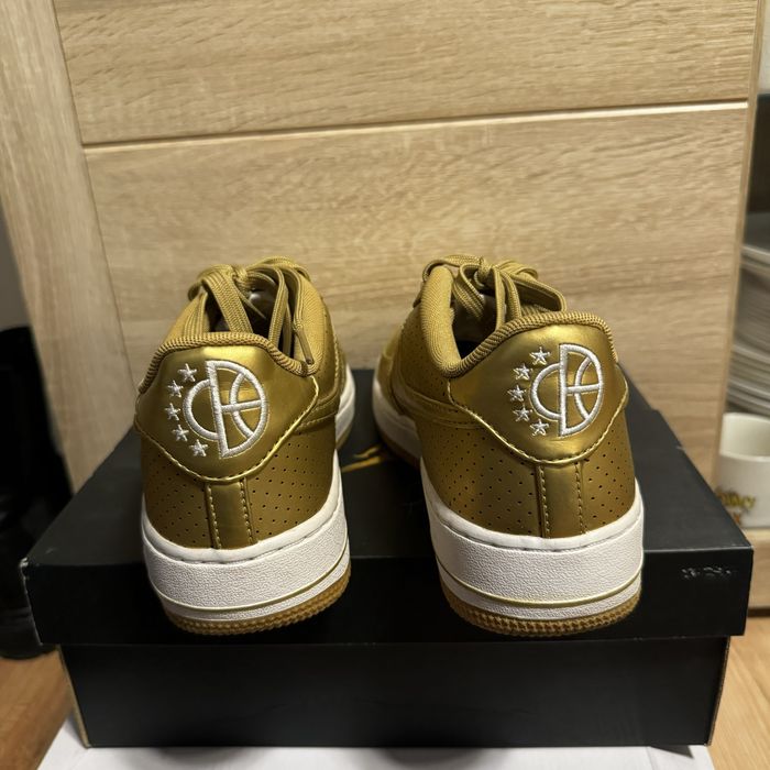 Buty Nike Air Force 1 Low złote 38,5