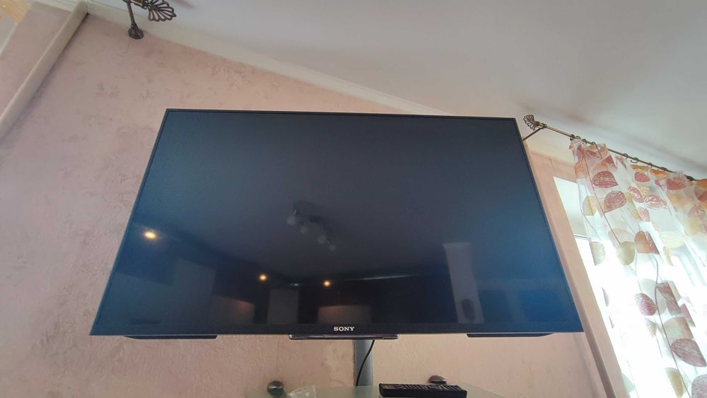 Смарт телевізор Sony Bravia, 42 дюйми, Full HD, Smart TV, 3D, Wi-Fi