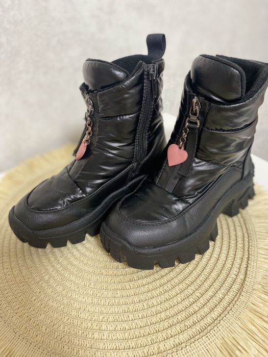 Ботинки для девочки