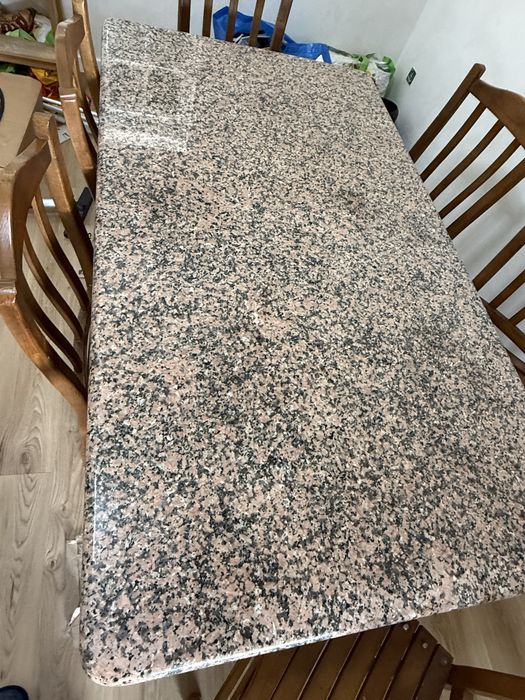 MESA grande Granito Rosa + 6 Cadeiras