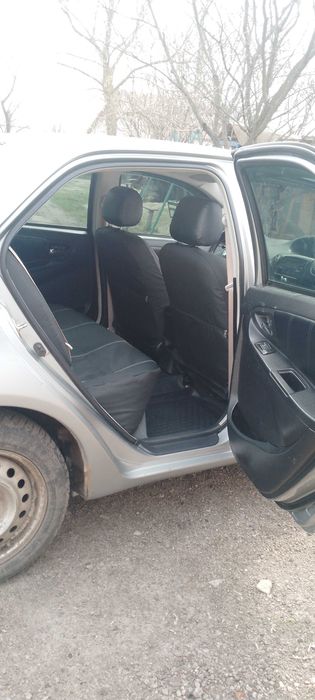 Автомобіль Geely MK