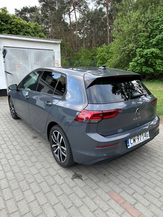 VW Golf 8, niski przebieg