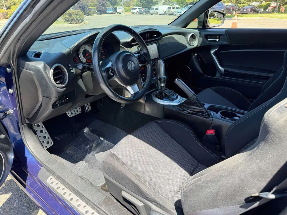 Toyota 86      2017