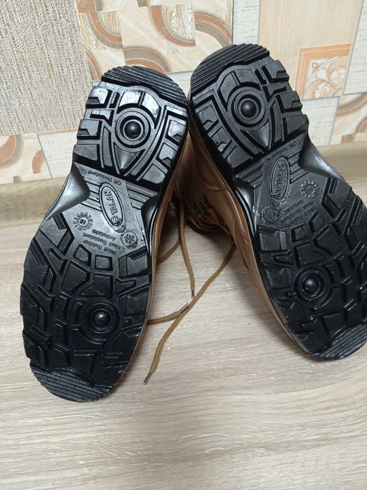 Черевики демисезонні