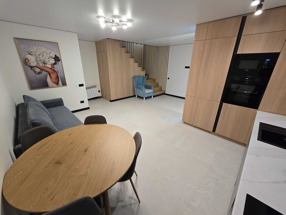 Здається 2-х кімн .таунхаус по вул. Гончара, СВІТЛО 24/7, читайте опис