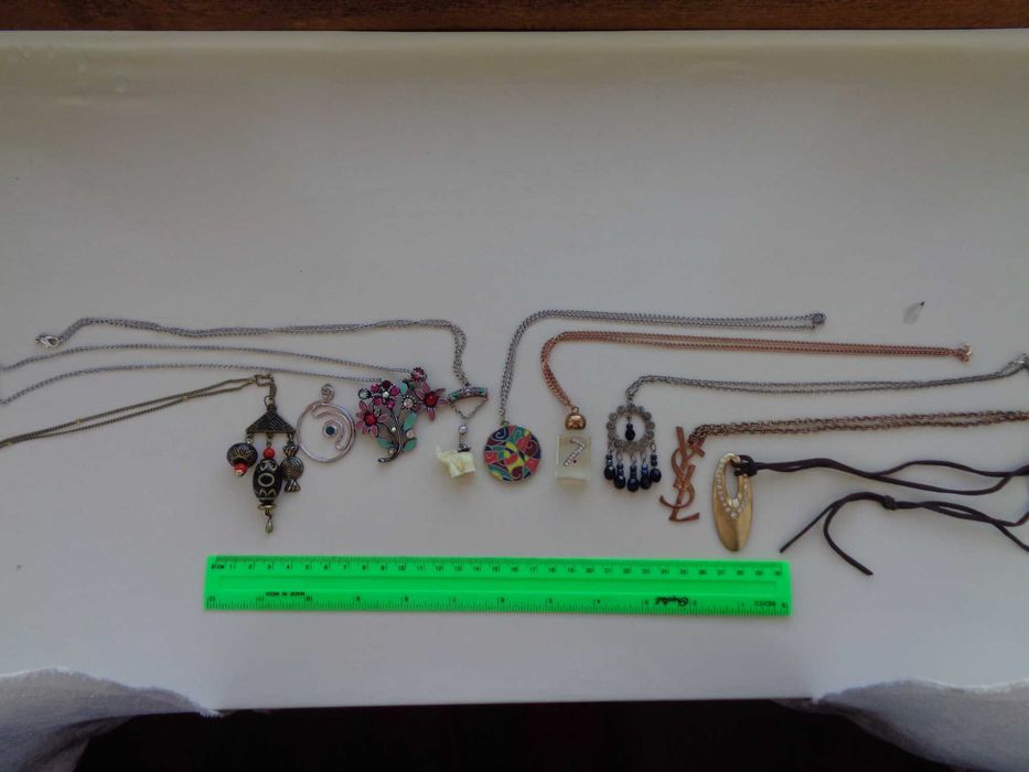 колекц кулони на ланцюжках вінтажі добр стан всі фото