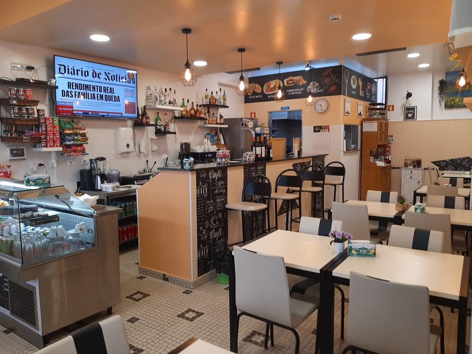 Cafetaria restaurante almada