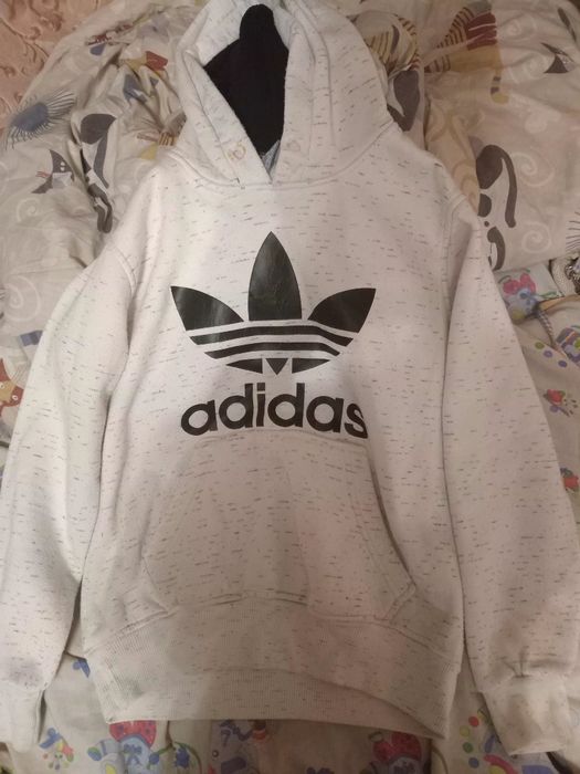 Продам кофту Adidas
