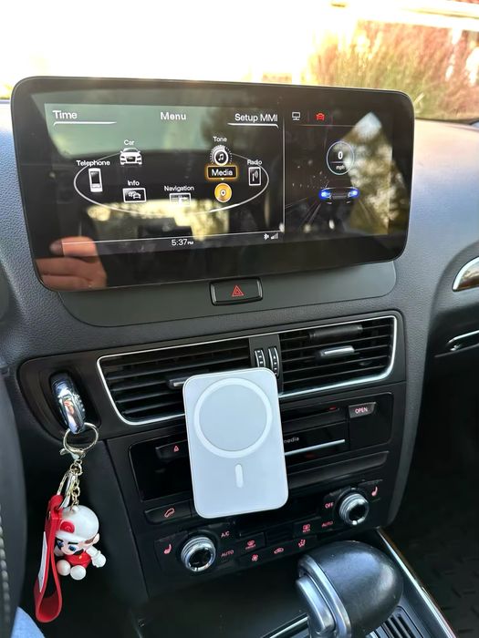 Штатна Android Магнітола мультимедіа Audi Q5 A4 b8 A5 Car play