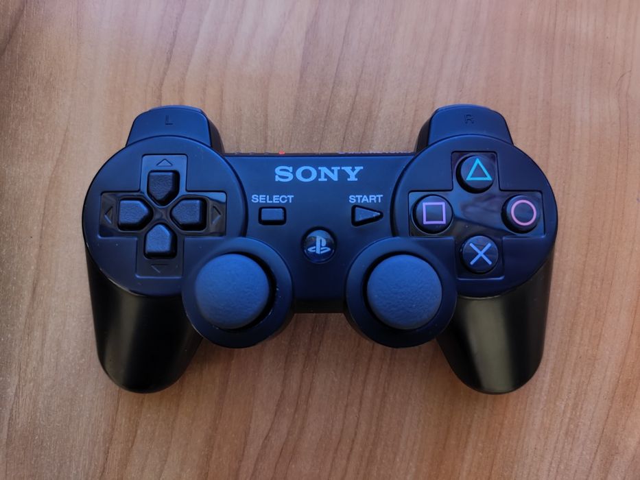 Продам sony playstation 3 slim