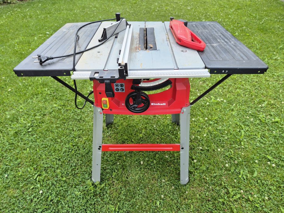 Piła stołowa Einhell TC-TS 2025/1 U 2000 W – uszkodzony silnik / na części