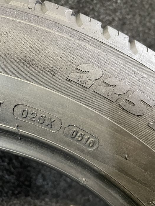 Michelin 225/65R17 Latitude Tour H/P