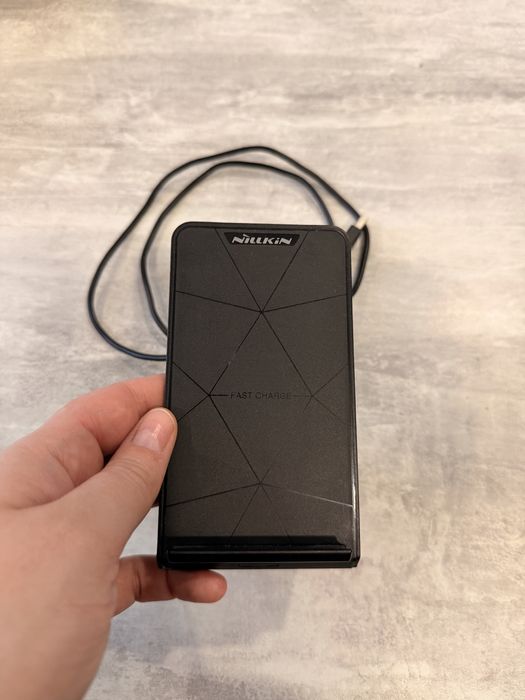 Бездротова зарядка Nillkin (Qi)