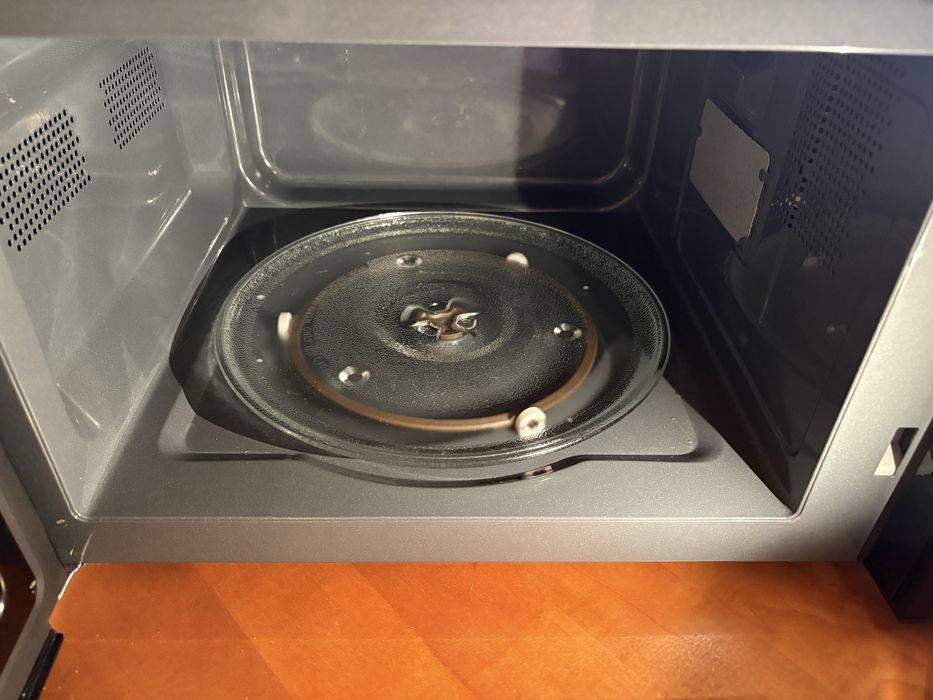 Micro ondas-com-grill-25l-becken