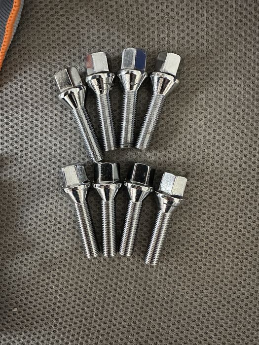 Śruby do kół M12x1,25 40 mm