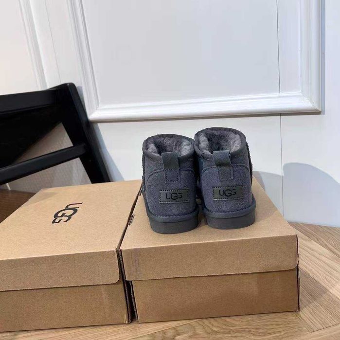UGG Classic Mini Boots R.36