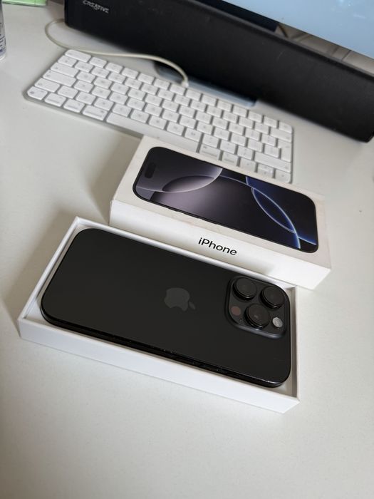 Bateria 99% iPhone 16 Pro 256gb Black Titanium