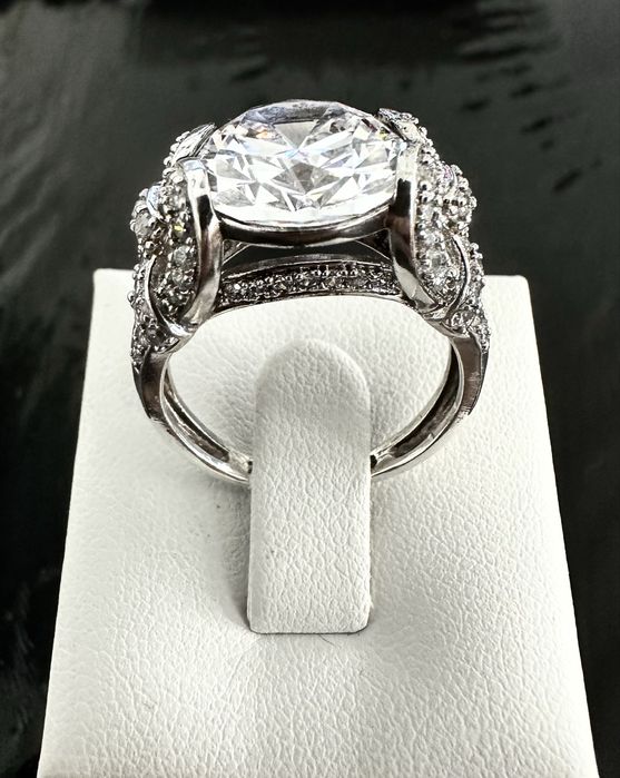 Srebrny pierscionek 925