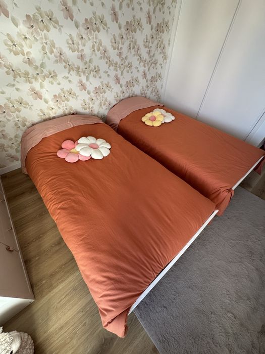 Vendo 2 camas de crianca 90x200